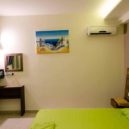 Maestro Apartments Фалираки Екстериор снимка