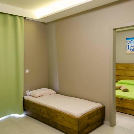 Maestro Apartments Фалираки Екстериор снимка
